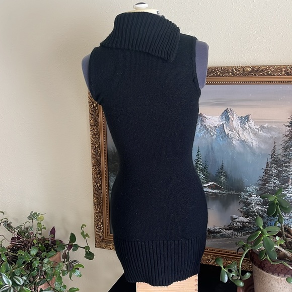 Black Mini Sweater Dress Red Paint - Picture 5 of 6